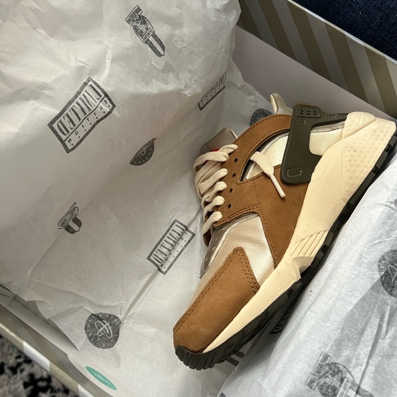 Nike Huarache LE - Desert Oak - Picture 4 of 9